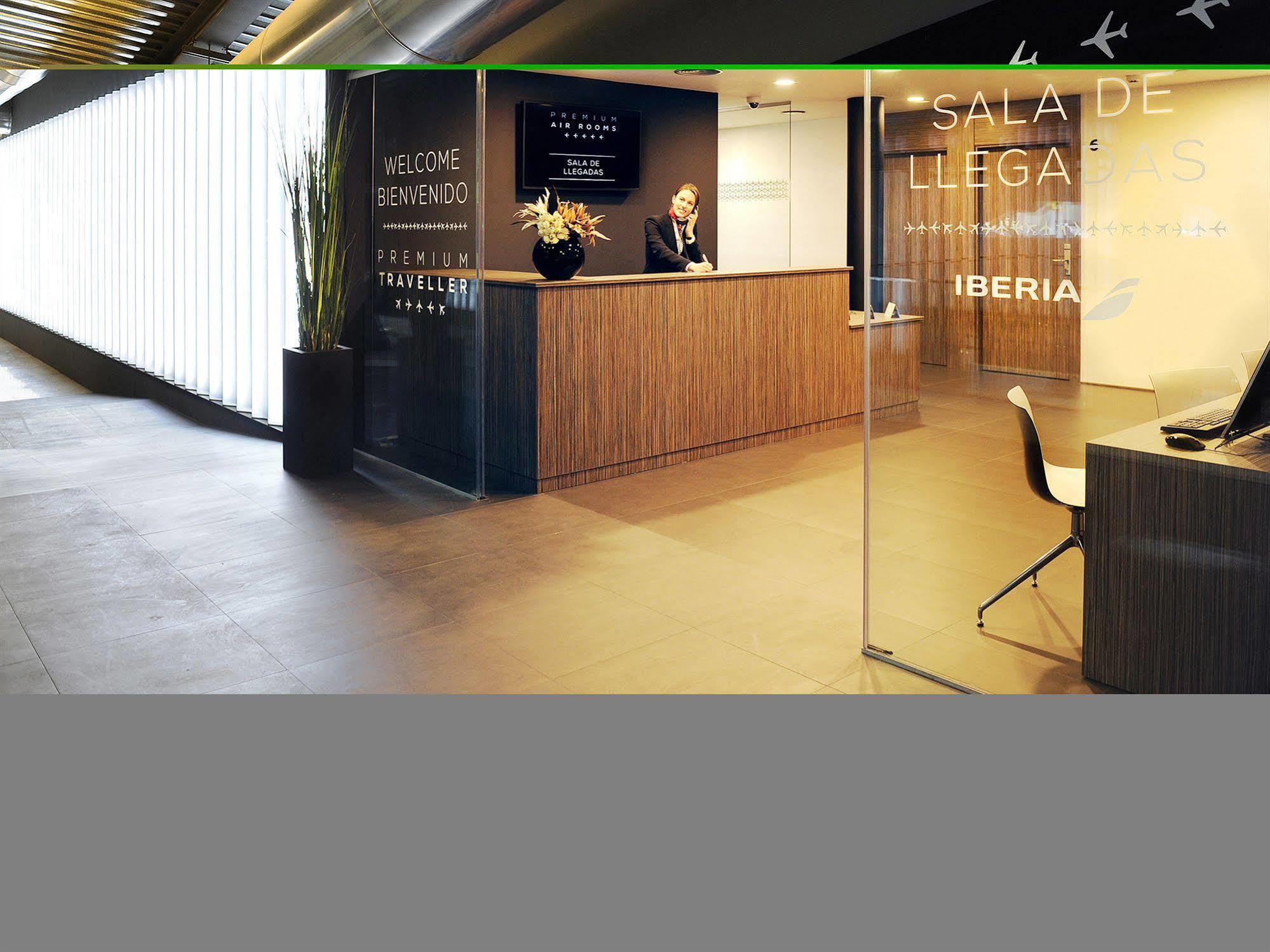 Hellosky Air Rooms Madrid Bagian luar foto